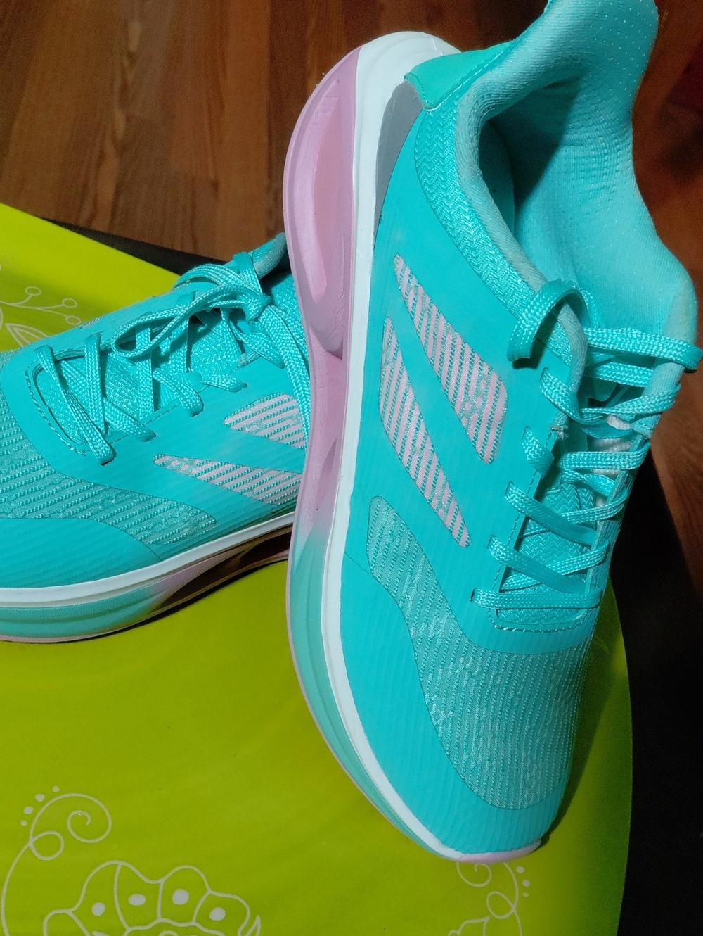 Avia Women's 5000 Performance Sneakers Blue & Pink US 9